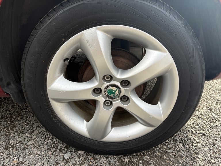 2009 Skoda Fabia 1.2 12V 2 5dr HATCHBACK PETROL Manual
