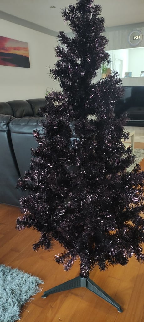 6 Ft Bronze/ Brown Christmas Tree