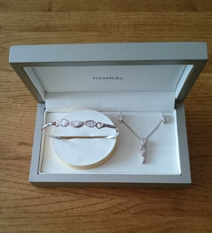 H. Samuel Sterling Silver & Cubic Zirconia Gift Set Pendant Earrings  Bracelet Gift Set (Kent Area) | in Bexley, London | Gumtree