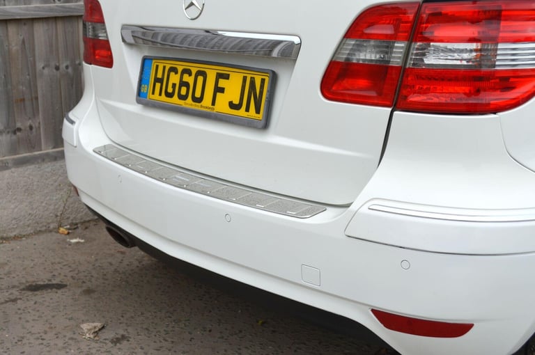 2010 Mercedes-Benz B Class B180 Sport 5dr CVT Auto MPV PETROL Automatic