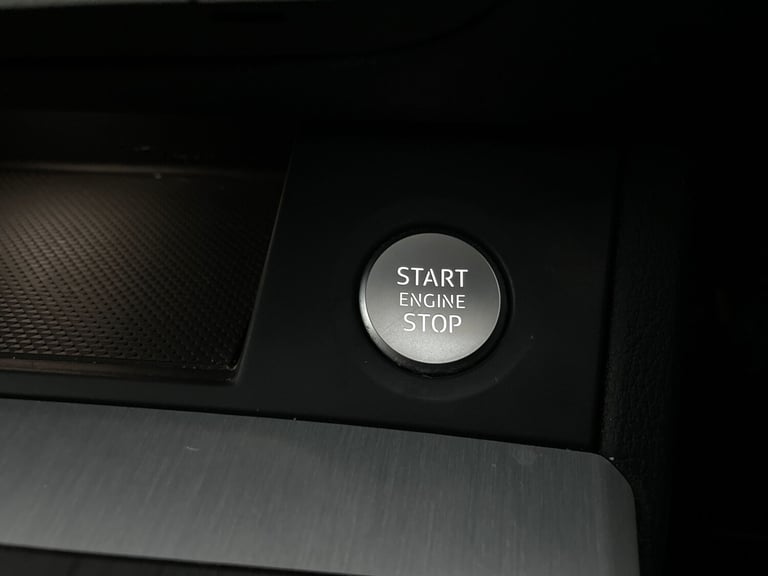 2019 Audi Q5 2.0 TDI 40 S line SUV 5dr Diesel S Tronic quattro Euro 6 (s/s) (190 ps) - S Suv Dies...