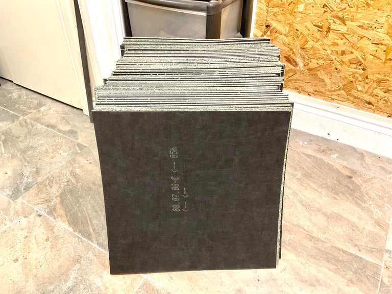 B&Q carpet tiles 50 x50cm ( brand new ) in Cardiff City Centre