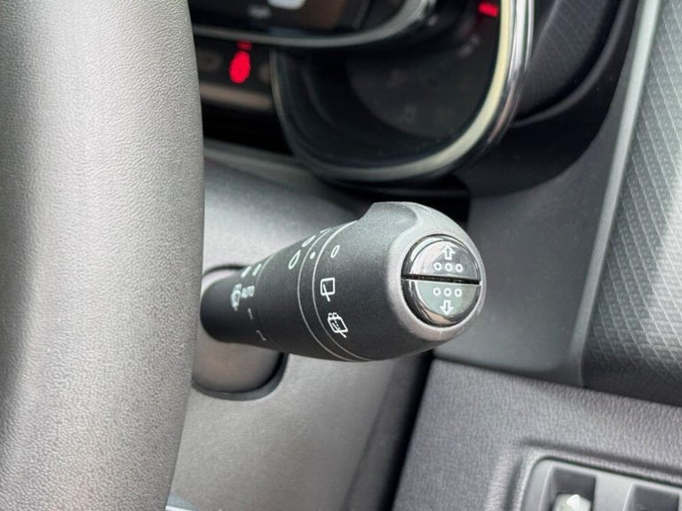 2018 Renault Clio 0.9 TCE 90 Dynamique Nav 5dr HATCHBACK PETROL Manual