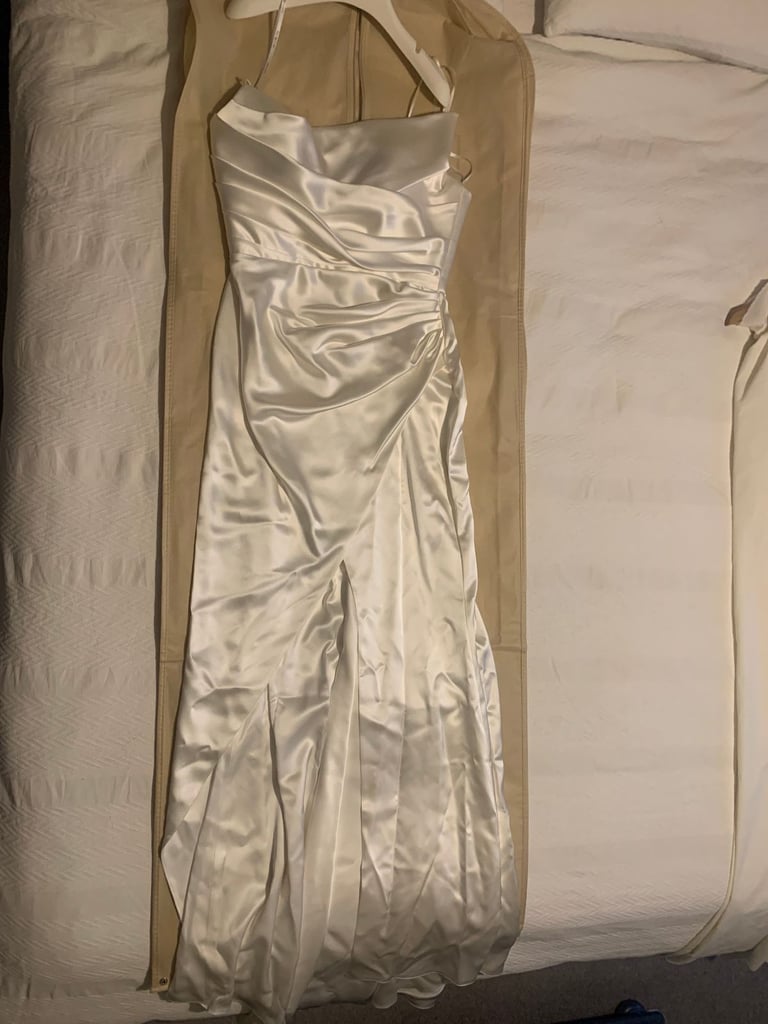 Divine Atelier wedding dress - UK size 14 - NEVER WORN