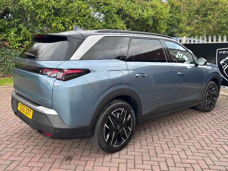 2025 Peugeot 5008 1.2 Hybrid Gt Suv 5dr Petrol Hybrid E Dsc6 Euro 6 (s/s) (136 Ps) HATCHBACK Petr...