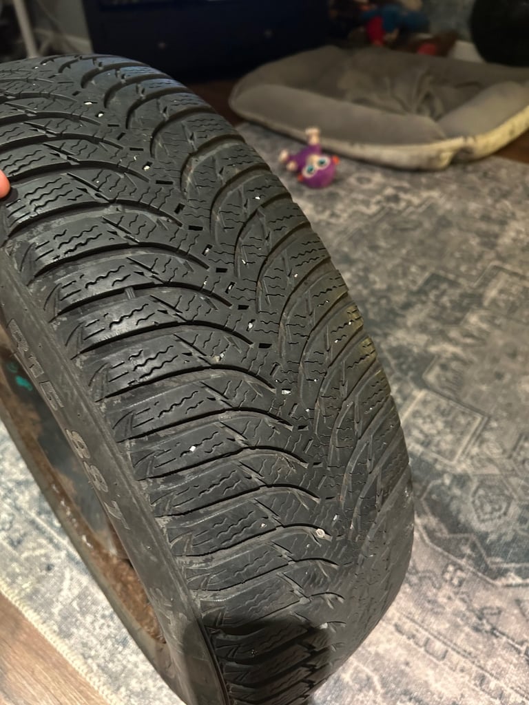 Tyre and rim 15 inch 4 stud 