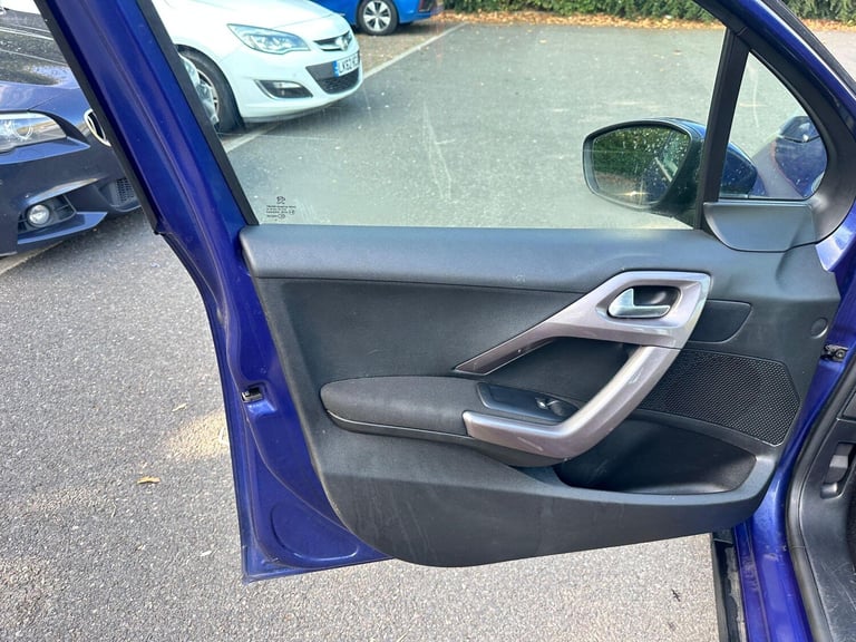 2013 Peugeot 2008 1.2 VTi Active Euro 5 5dr HATCHBACK Petrol Manual