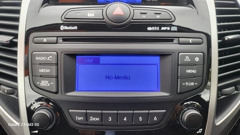 2016 Hyundai Ix20 1.4 Blue Drive Premium Hatchback 5dr Petrol Manual Euro 6 (s/s) (90 ps) Hatchba...