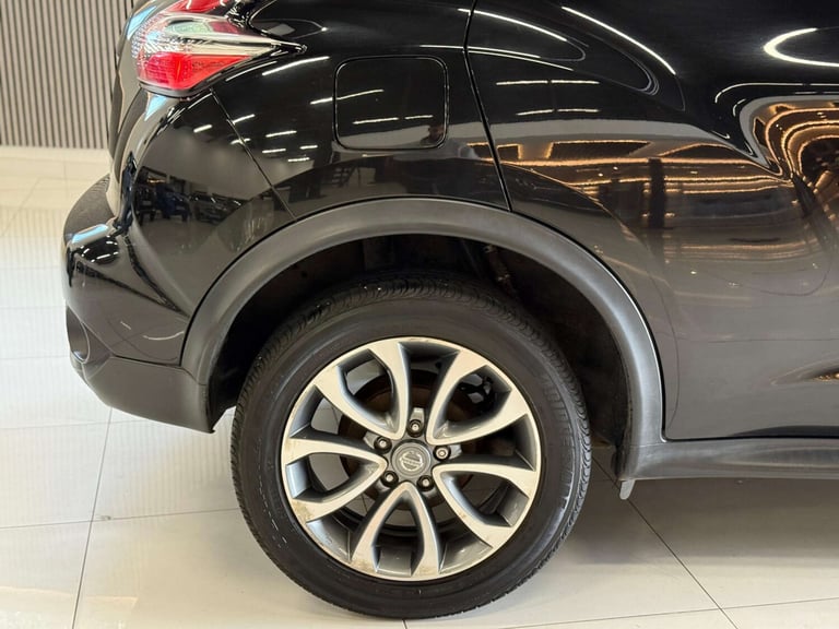 2017 Nissan Juke 1.6 Juke Tekna CVT 5dr SUV Petrol Automatic