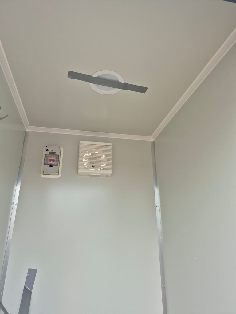 Portable site toilet