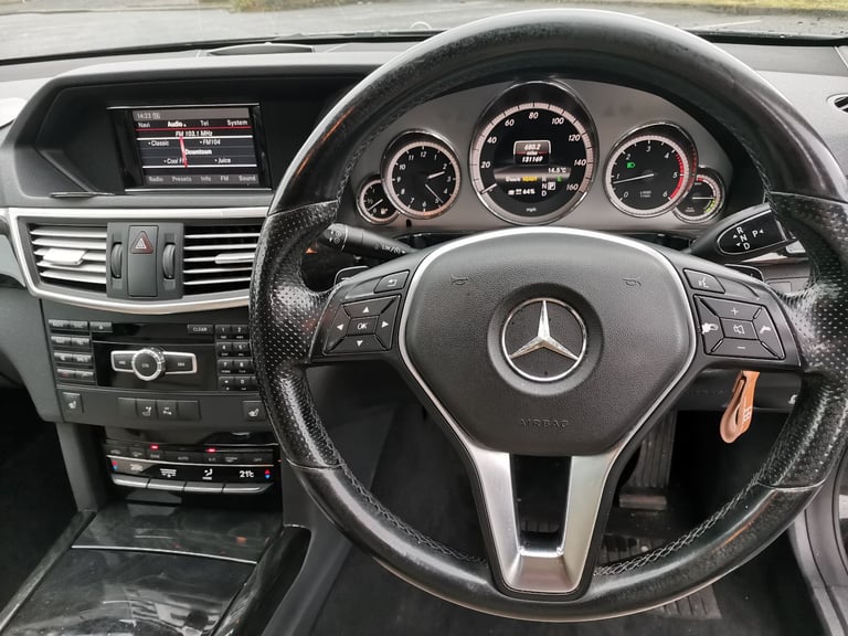 2013 MERCEDES BENZ E CLASS E300 BLUETEC HYBRID AUTO ELECTRIC/DIESEL 200BHP 7G-TRONIC 1 YEAR M,O,T