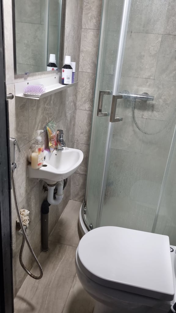 Double room, separate toilet and kitchen, small living room, part of a Muslim family house