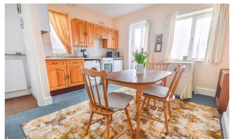 3-Bedroom Semi-Detached House for Rent – Brinsworth