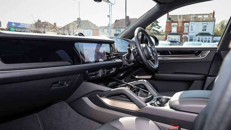 2025 Porsche Cayenne Estate Turbo E-Hybrid 5dr Tiptronic S Estate Plug-In Hy Automatic