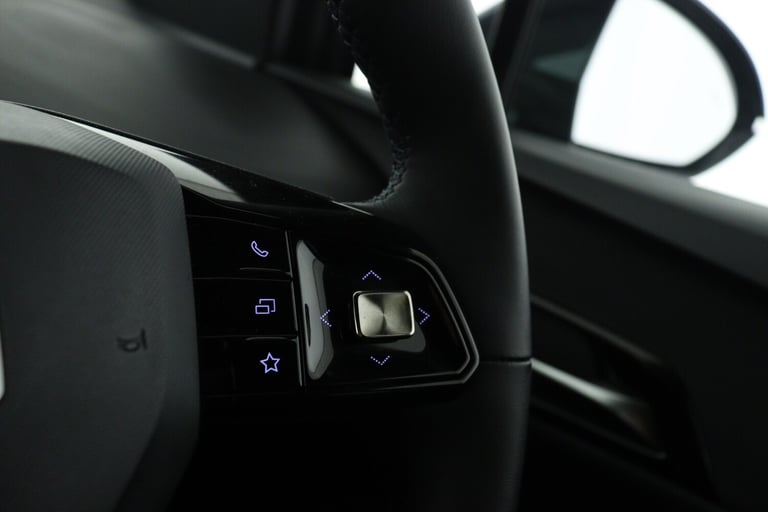 2024 MG MG4 180kW Trophy EV Extended Range 77kWh 5dr Auto Hatchback Electric Automatic