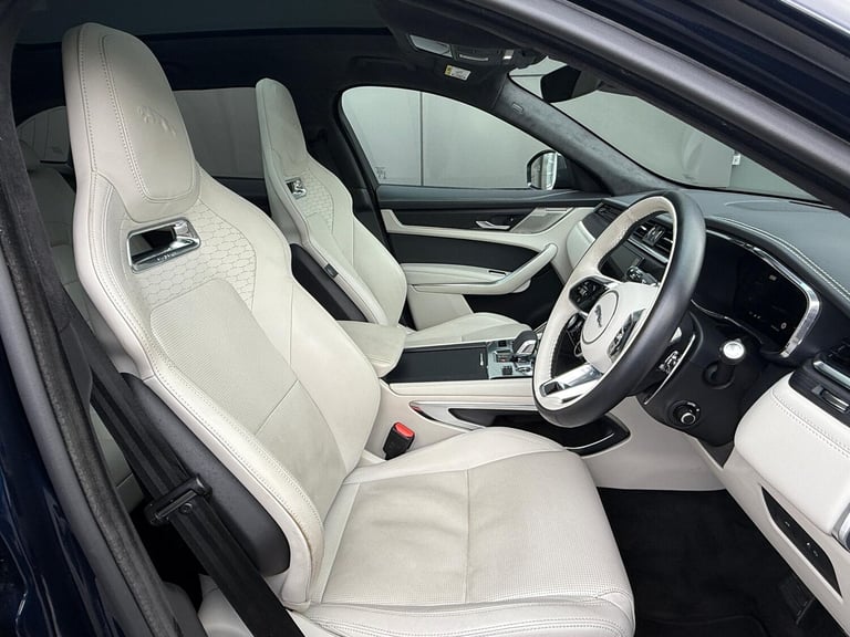 2023 Jaguar F-Pace 2.0 D200 R-Dynamic HSE Black 5dr Auto AWD ESTATE DIESEL Automatic