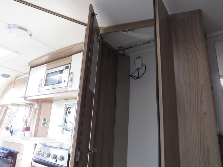 Swift Expression 554 4 Berth