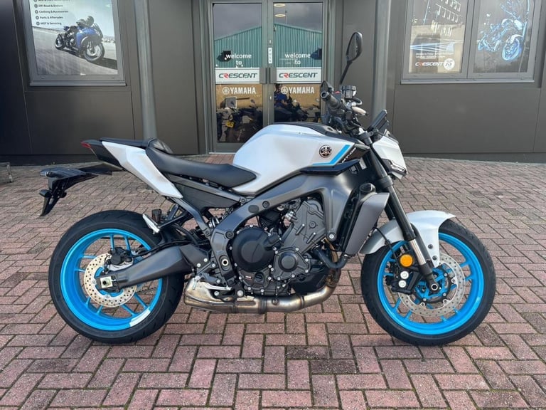 YAMAHA MT-09 - ICE STORM - BRAND NEW - SAVE OVER 500 AT CRESCENT YAMAHA!