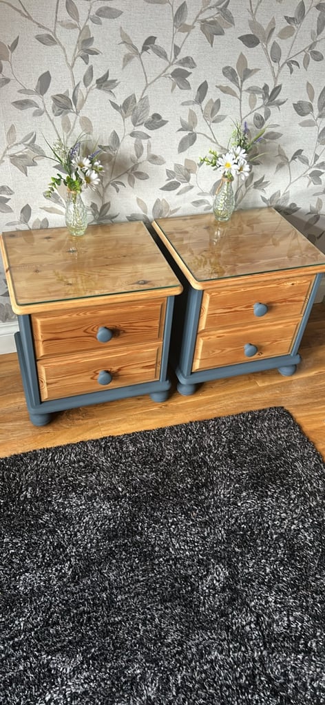 image for 2 solid pine bedside tables 