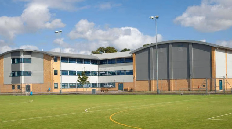 Weekly kickabouts at Ashmole Academy in Southgate. Looking for an extra player 