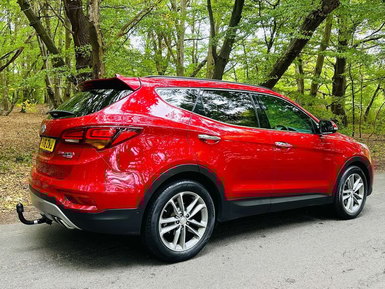 2016 Hyundai Santa Fe 2.2 Santa Fe Premium SE Blue Drive CRDi Auto 4WD 5dr SUV Diesel Automatic