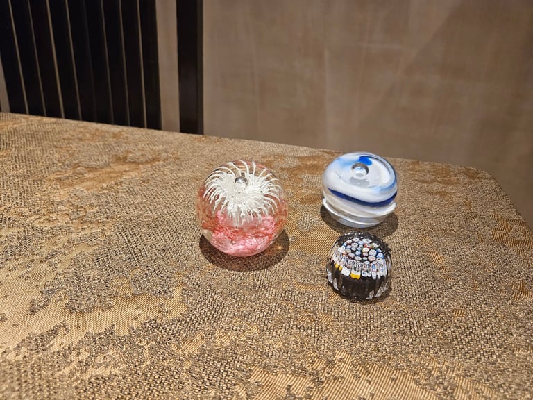 3x paperweights brand new made out of glass