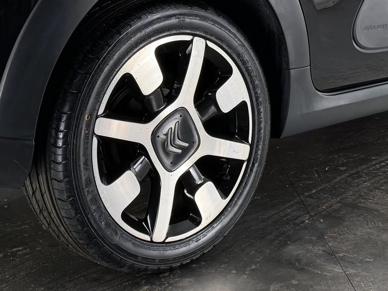 2018 Citroen C3 1.2 PureTech Flair Nav Edition Euro 6 5dr HATCHBACK Petrol Manual