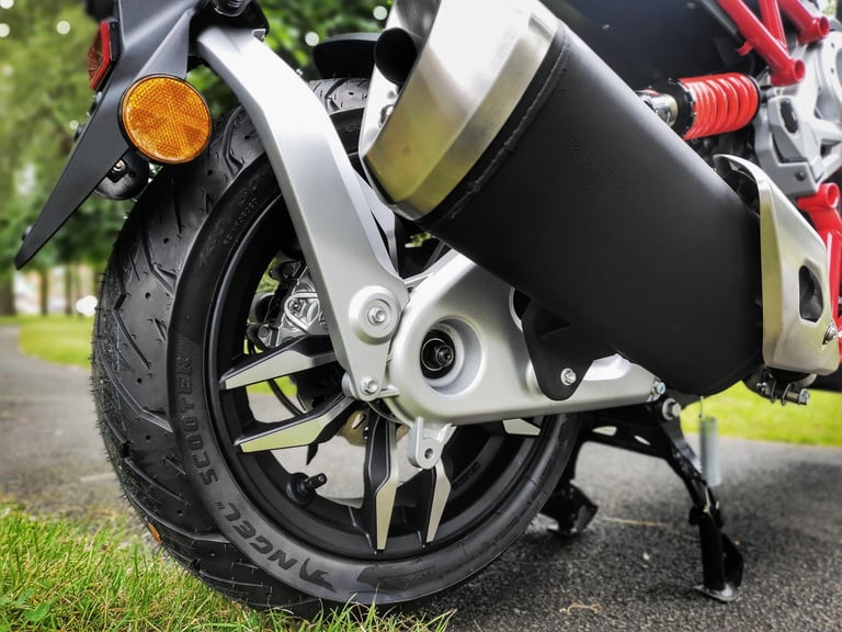 NEW 2025 Italjet Dragster 125cc Urban Sport Scooter