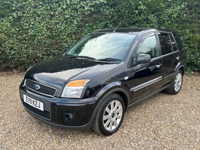 2011 Ford Fusion 1.6 Titanium Hatchback 5dr Petrol Manual (157 g/km, 99 bhp) Hatchback Petrol Manual