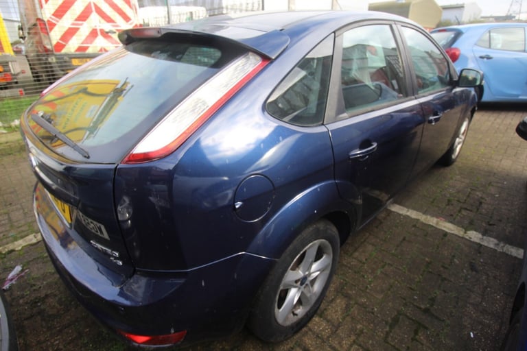 2010 Ford Focus 1.6 Zetec 5dr HATCHBACK Petrol Manual