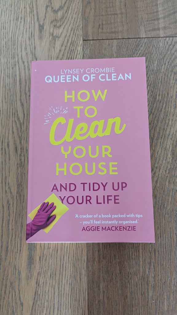  📚 LGBTQ+ BOOK BUNDLE – 14 Fascinating Titles 📚