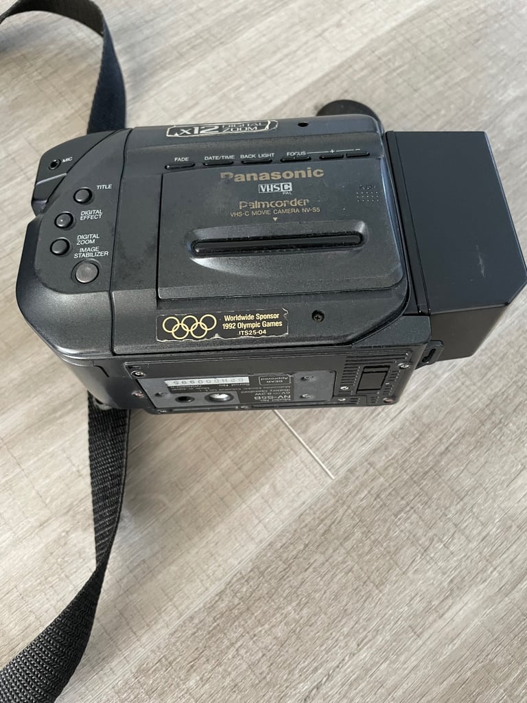 image for mobile phone,nokia mini speakers, iPhone 5 wifi keyboard, panasonic palm camcorder