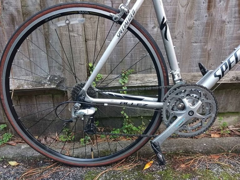 Specialized Allez: Adult Lightweight Quality Road Bike
