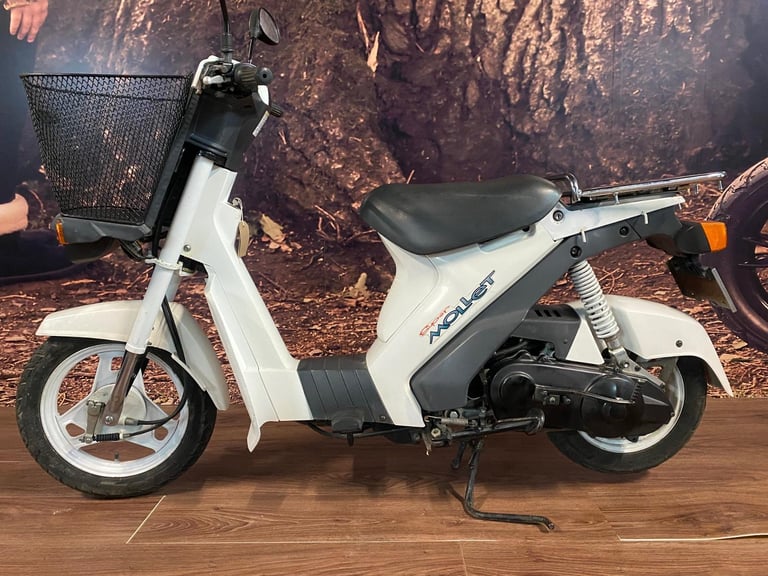 1992 JDM Suzuki Super Mollet 50 2-stroke scooter