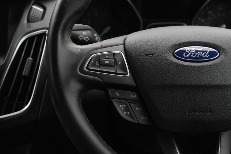 2016 Ford Focus 1.6 Focus Titanium Auto 5dr Hatchback Petrol Automatic