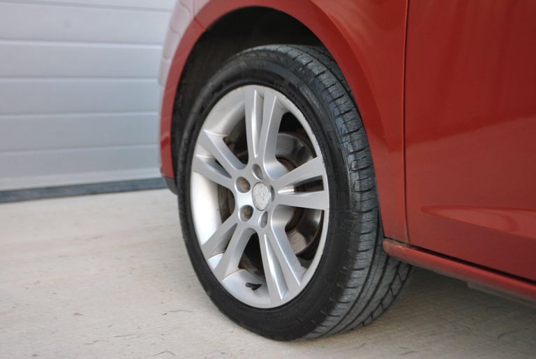 SEAT Ibiza 1.6 16V Sport Euro 4 5dr Petrol Manual - Image 17