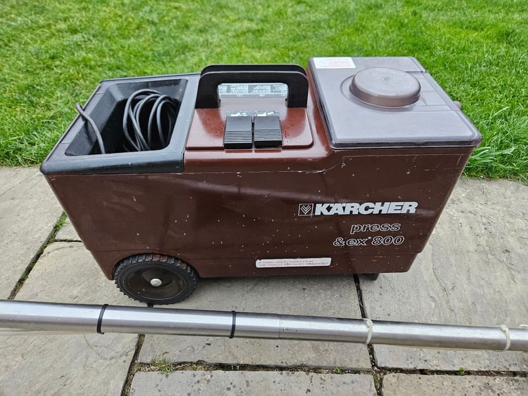 Karcher press & ex 800 carpet cleaner 