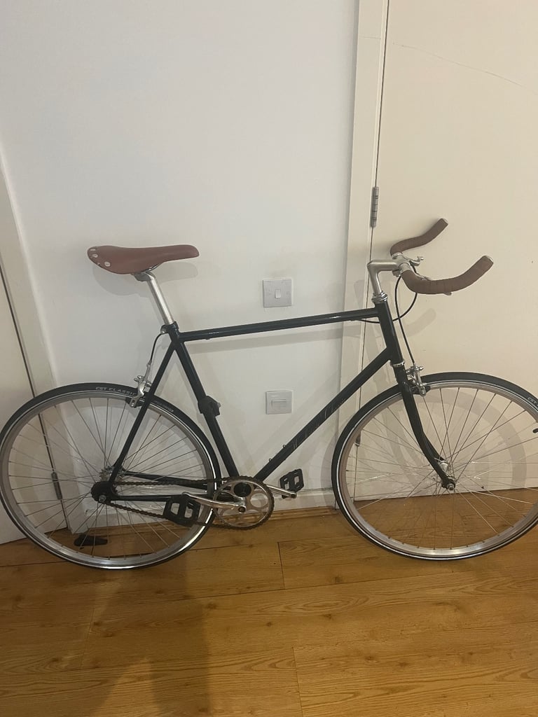 image for Hackney Cycles Classic Single Speed / Fixie Bike – 59cm Frame – Excellent Condition