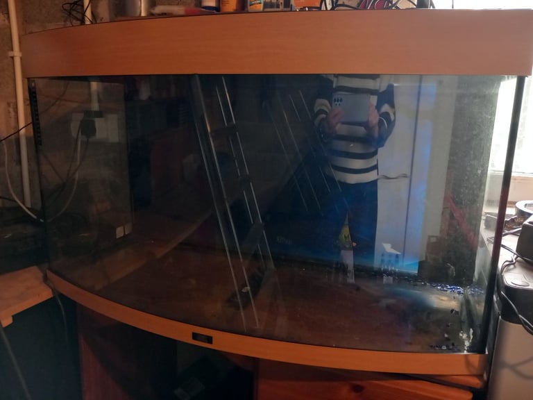 image for Juwel fish tank, stand and accessories