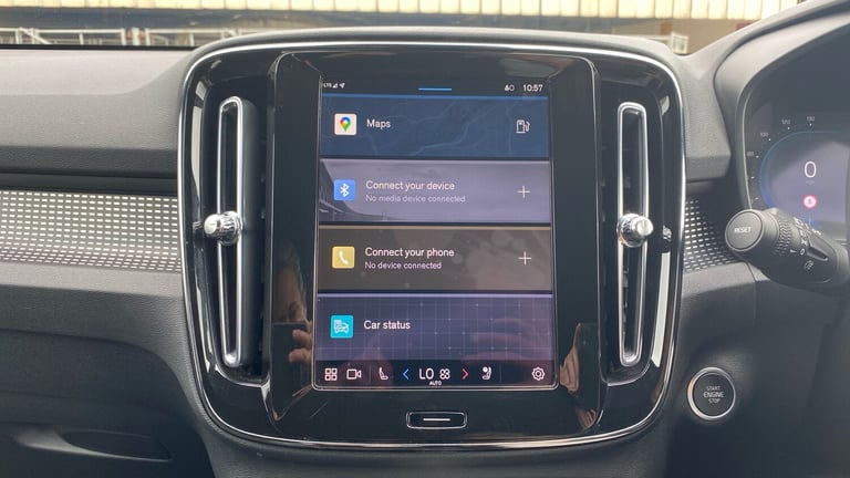 2024 Volvo XC40 2.0 B4P Plus Dark 5dr Auto Petrol Estate Estate Petrol Automatic