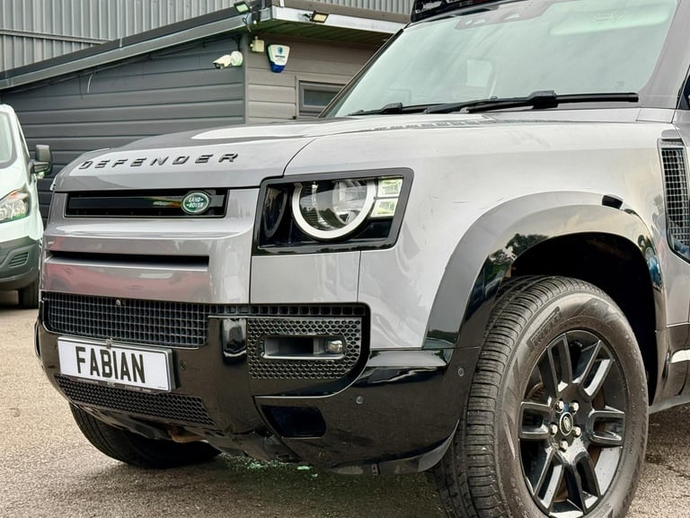 2021 Land Rover Defender 90 3.0 **Urban Styling - 3 Seater - 360 Cam* 