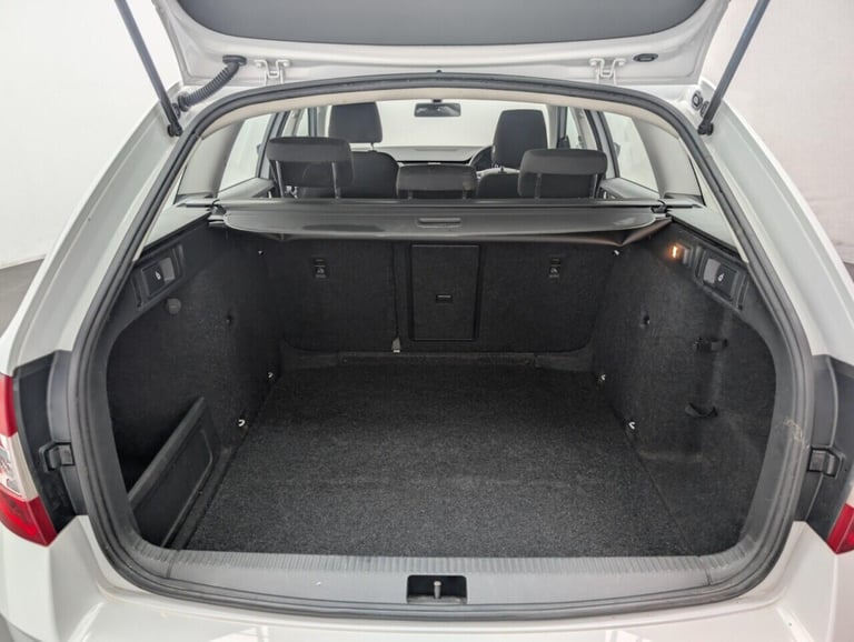 2019 Skoda Octavia 1.6 TDI SE Estate 5dr Diesel Manual Euro 6 (s/s) (115 ps) - CRUISE, AIR CON ES...