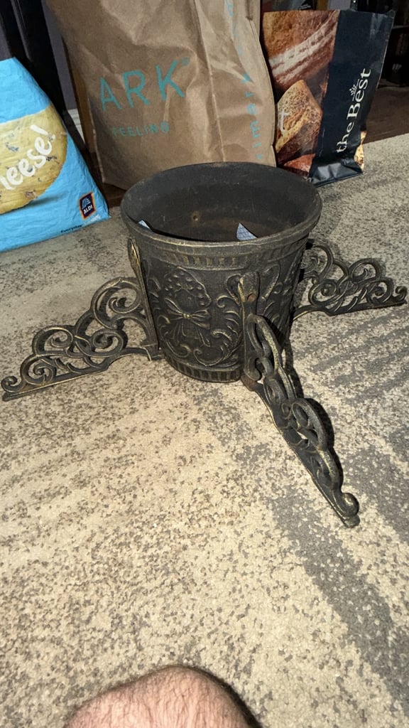 Christmas tree stand 