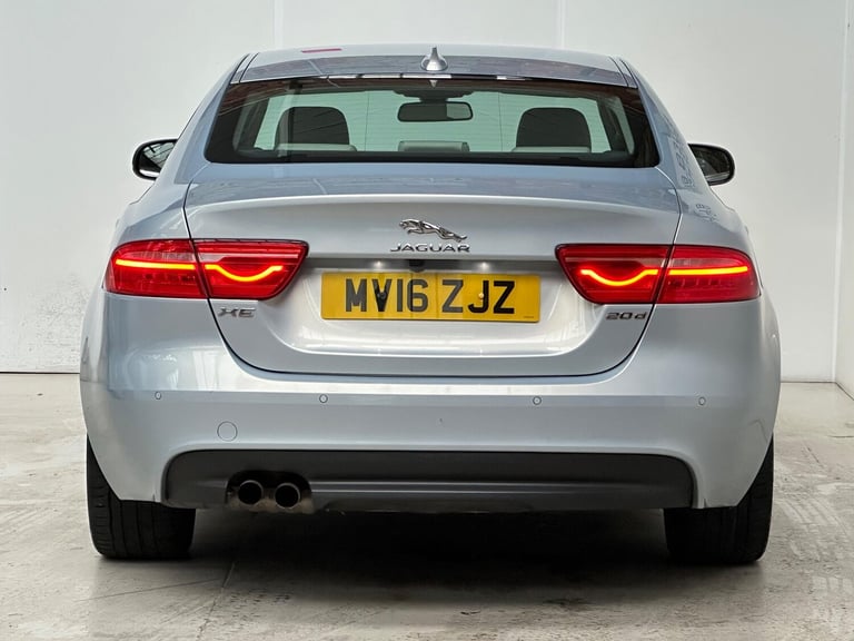 2016 Jaguar XE 2.0d Portfolio Auto Euro 6 (s/s) 4dr Saloon Diesel Automatic