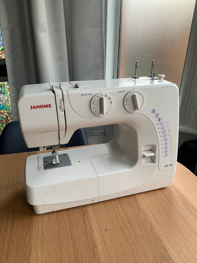 Sewing machine for Sale | Scrapbooking, Sewing, Art & Craft Supplies |  Gumtree