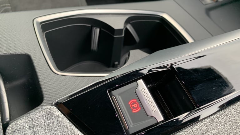 2024 Peugeot 3008 73kWh GT SUV 5dr Electric Auto (210 ps) SUV Electric Automatic