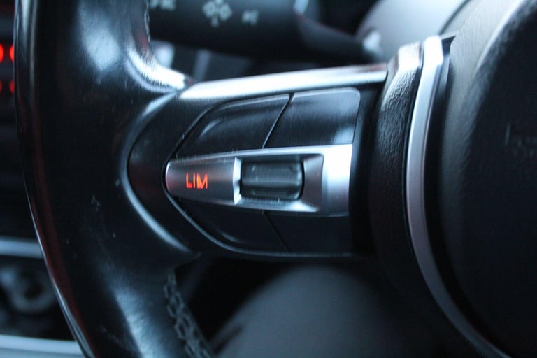 2013 BMW 1 Series 2.0 125d M Sport Auto Euro 5 (s/s) 5dr HATCHBACK Diesel Automatic