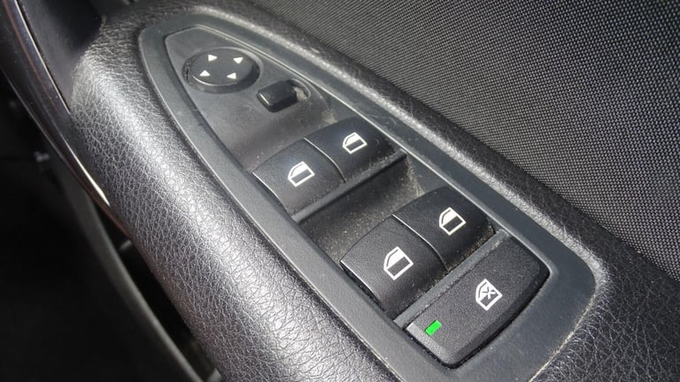 BMW 1 SERIES 2.0 118d Sport 5-door Grey Manual Diesel 2014