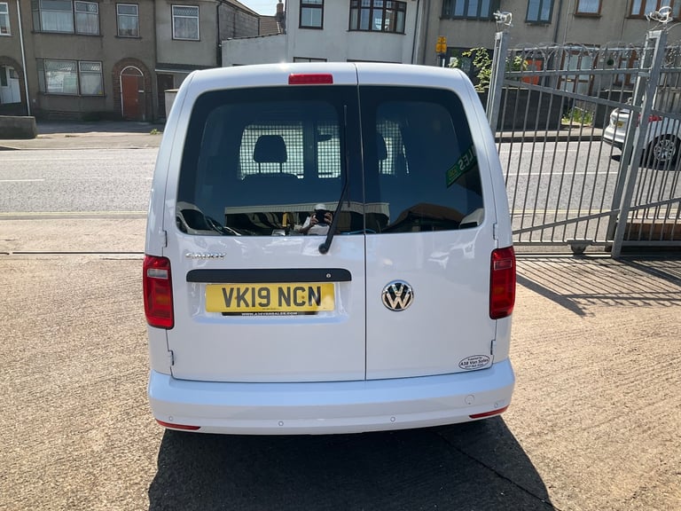 2019 VOLKSWAGEN CADDY HIGHLINE 2.0 TDI 102 BHP BLUEMOTION TECH DSG NAV PANEL VAN
