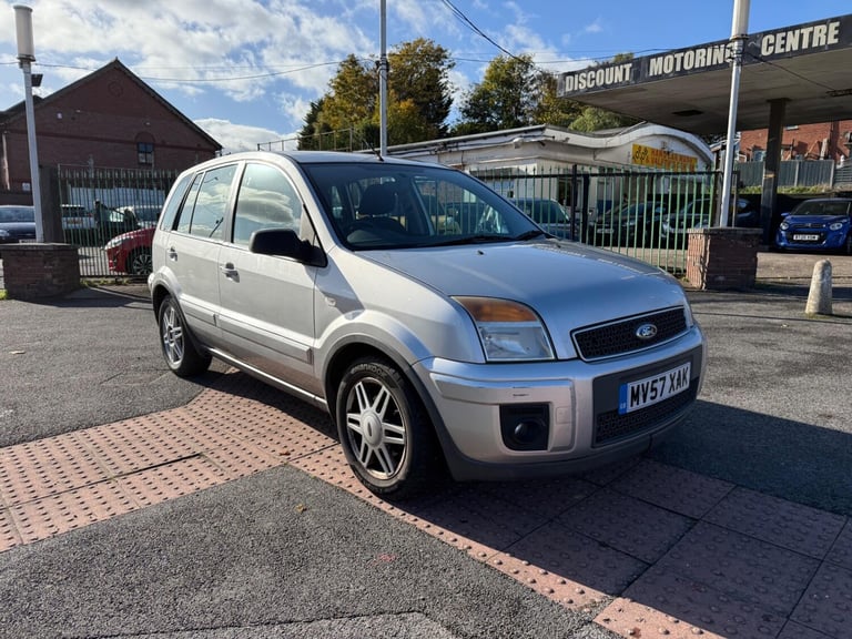 image for  Ford Fusion 1.6 Zetec Climate 5dr Petrol Automatic